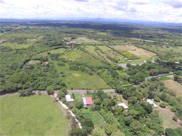 Se Vende Terreno para Desarrollo en Antón 
