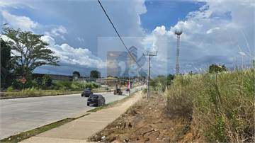 Se Vende Terreno Comercial en Vacamonte, a pocos metros de Autopista