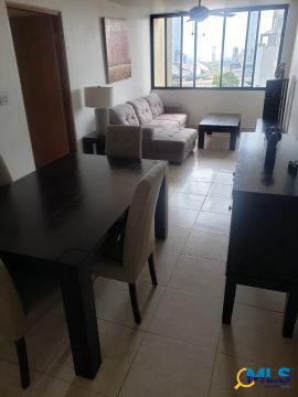 Venta de apartamento en Ave. 12 de Octubre