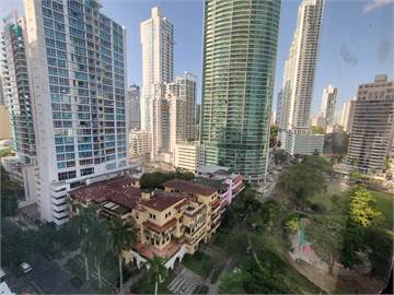 espectaculares oficinas con vista al mar y al casco viejo. torre BAC