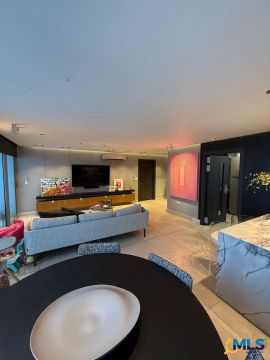 Se Vende Apto en PH Vita, Via Cincuentenario